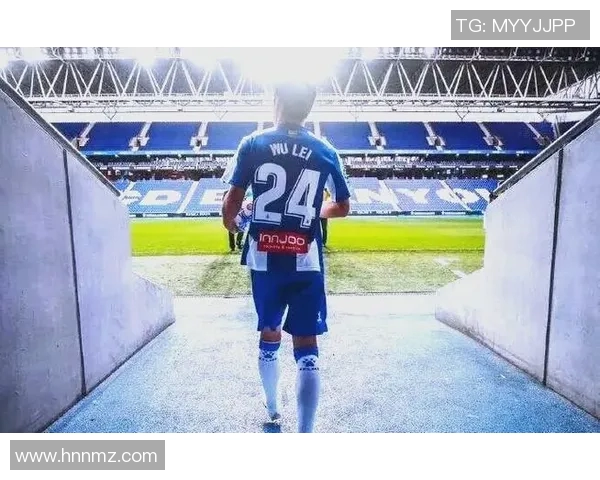 即将退役的足球明星们回顾辉煌生涯与未来展望